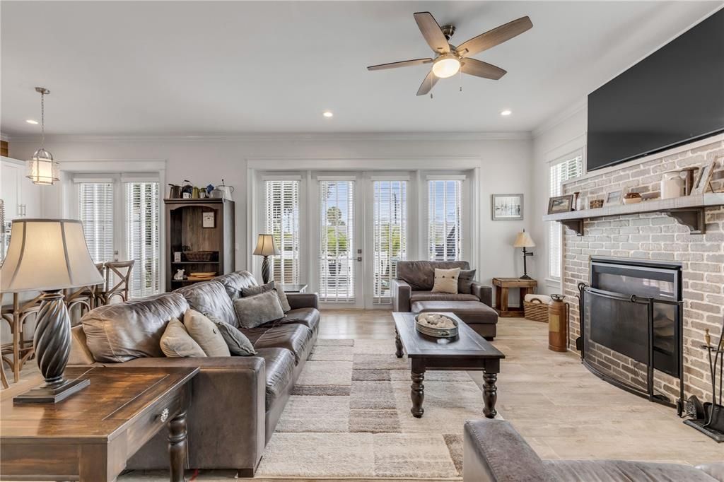 For Sale: $1,599,000 (4 beds, 2 baths, 2842 Square Feet)