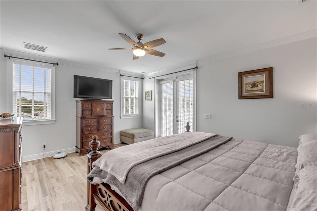 For Sale: $1,599,000 (4 beds, 2 baths, 2842 Square Feet)