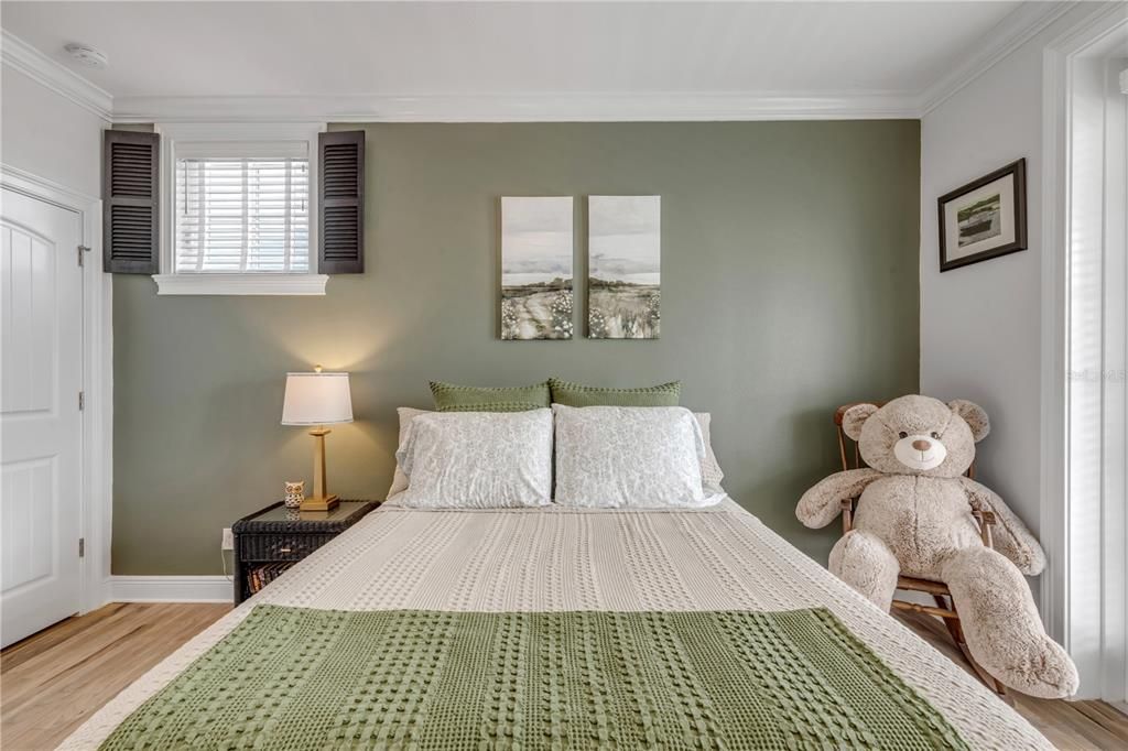 For Sale: $1,599,000 (4 beds, 2 baths, 2842 Square Feet)