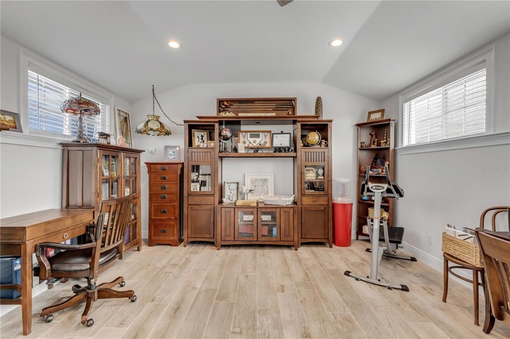 For Sale: $1,599,000 (4 beds, 2 baths, 2842 Square Feet)