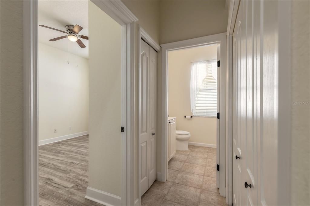 Active With Contract: $315,000 (3 beds, 2 baths, 1684 Square Feet)