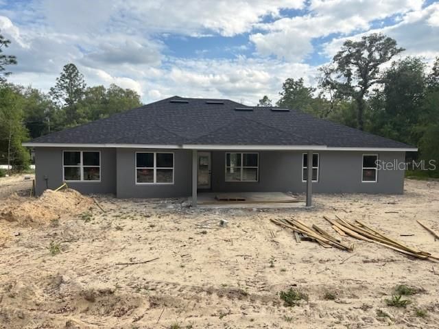 En Venta: $434,050 (4 camas, 2 baños, 2240 Pies cuadrados)