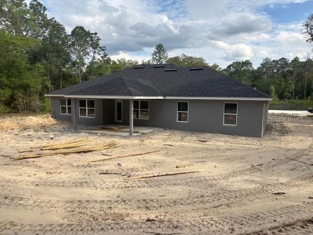 En Venta: $434,050 (4 camas, 2 baños, 2240 Pies cuadrados)