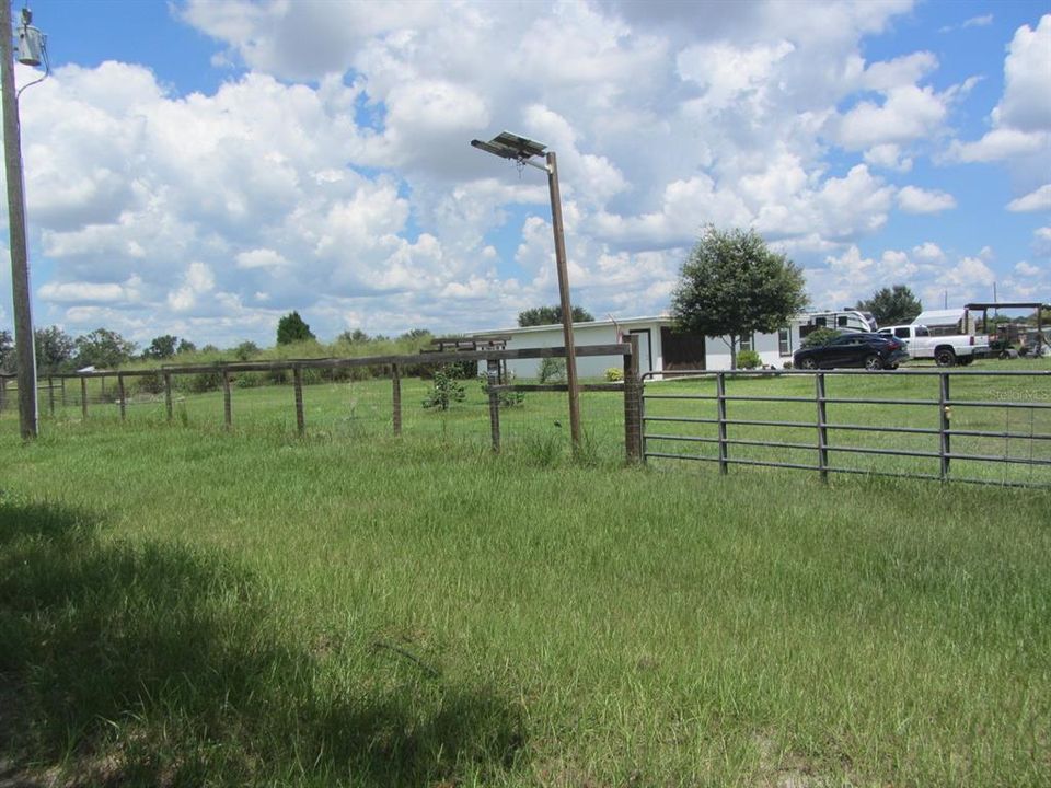 For Sale: $785,900 (1 beds, 1 baths, 1600 Square Feet)