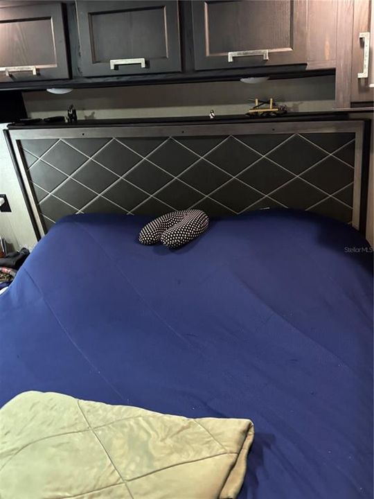 For Sale: $785,900 (1 beds, 1 baths, 1600 Square Feet)