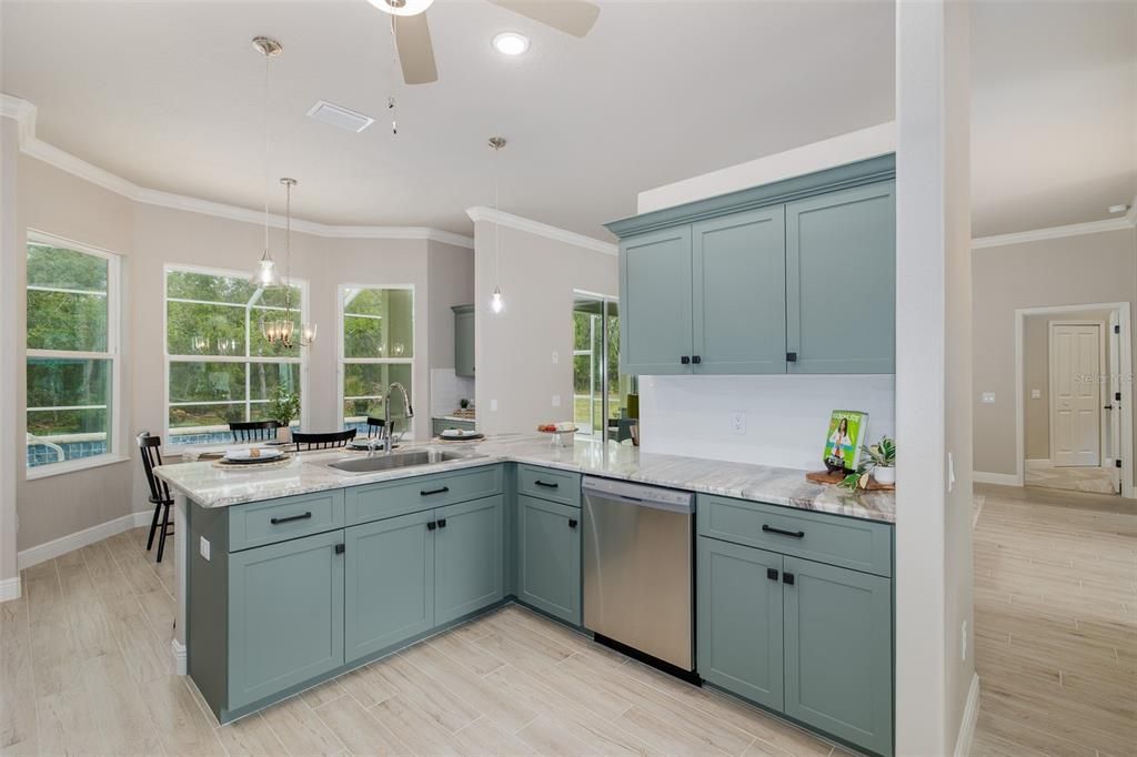 En Venta: $534,900 (3 camas, 2 baños, 1904 Pies cuadrados)