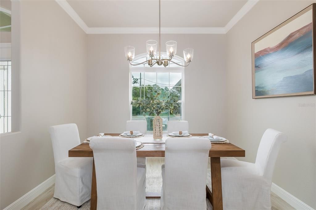 En Venta: $534,900 (3 camas, 2 baños, 1904 Pies cuadrados)