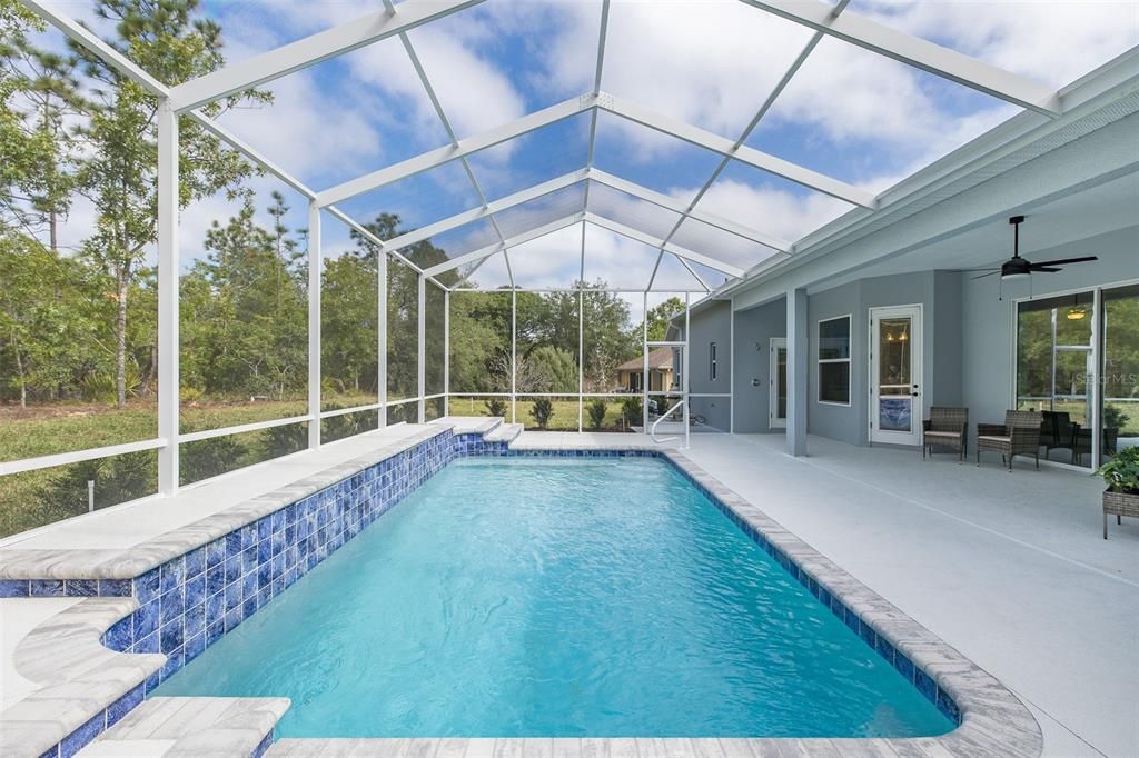 En Venta: $564,900 (3 camas, 2 baños, 2162 Pies cuadrados)