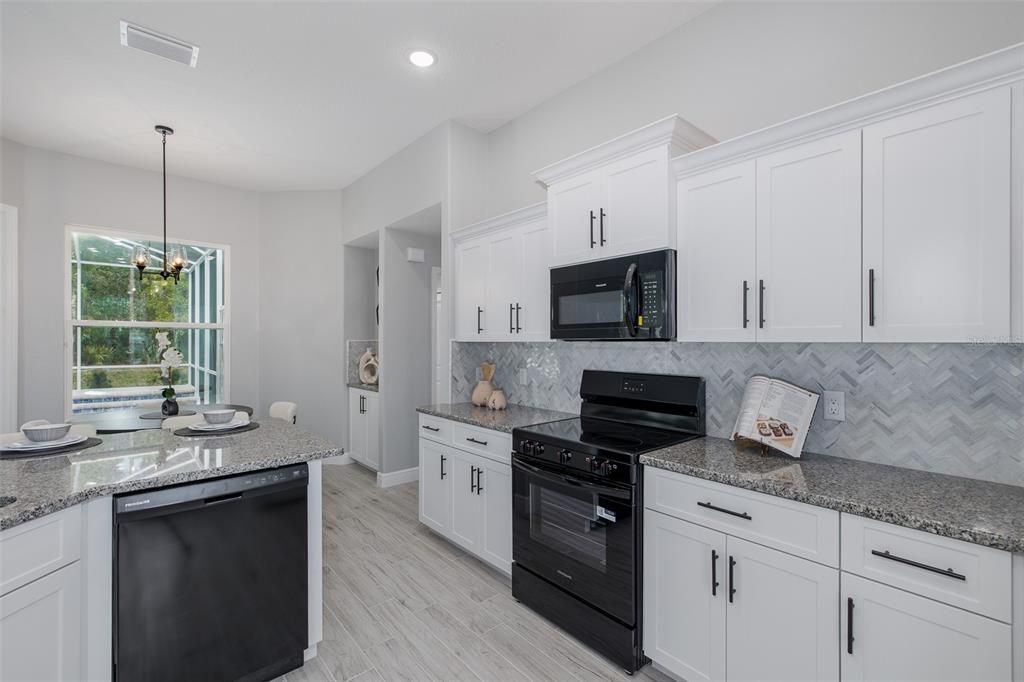 En Venta: $564,900 (3 camas, 2 baños, 2162 Pies cuadrados)