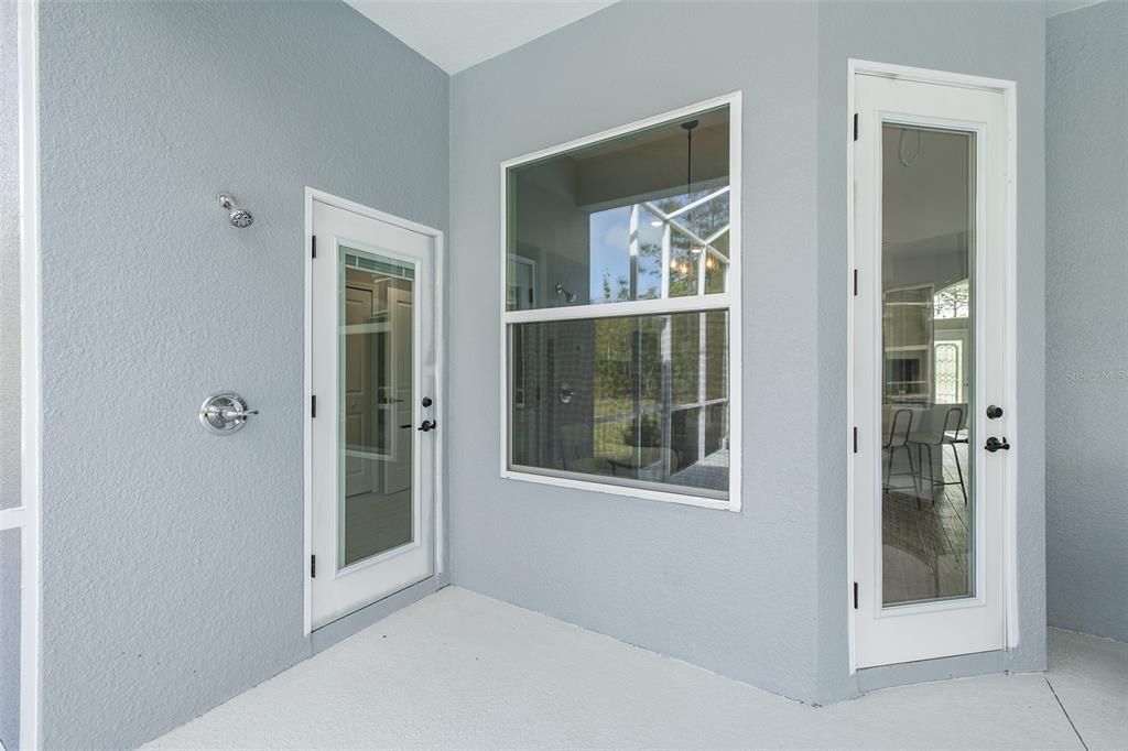 En Venta: $564,900 (3 camas, 2 baños, 2162 Pies cuadrados)