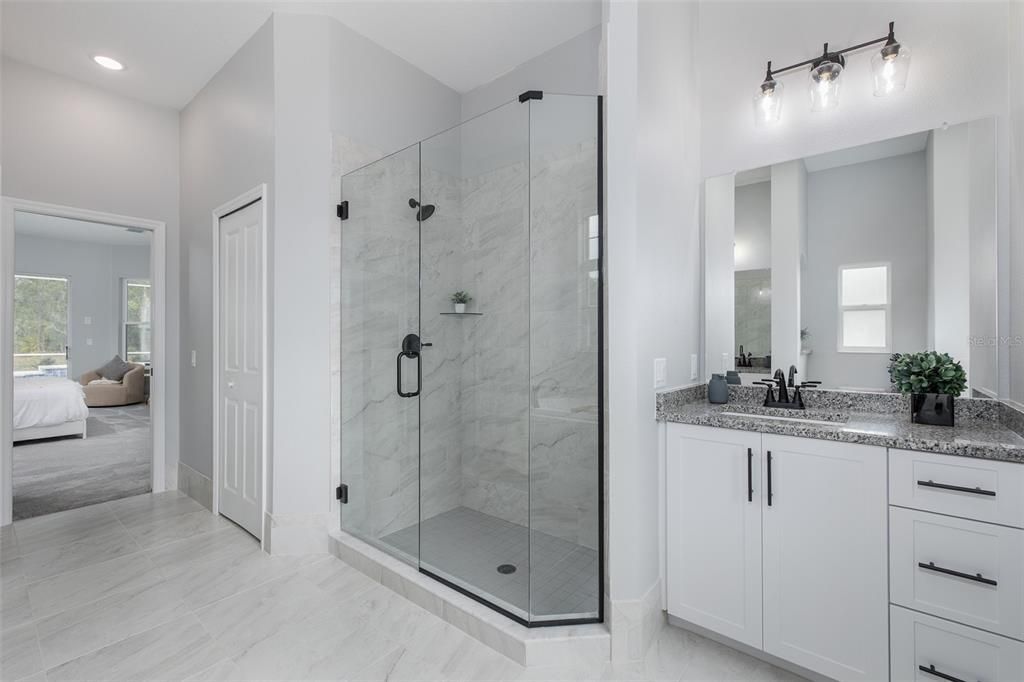 En Venta: $564,900 (3 camas, 2 baños, 2162 Pies cuadrados)