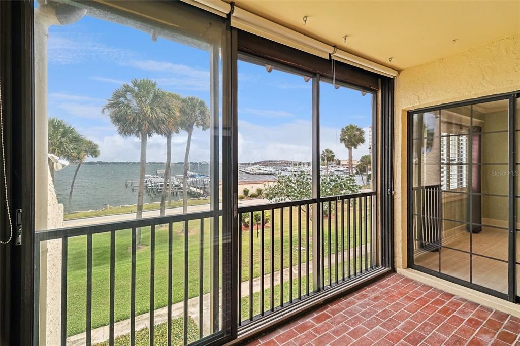 For Sale: $399,999 (3 beds, 2 baths, 1804 Square Feet)