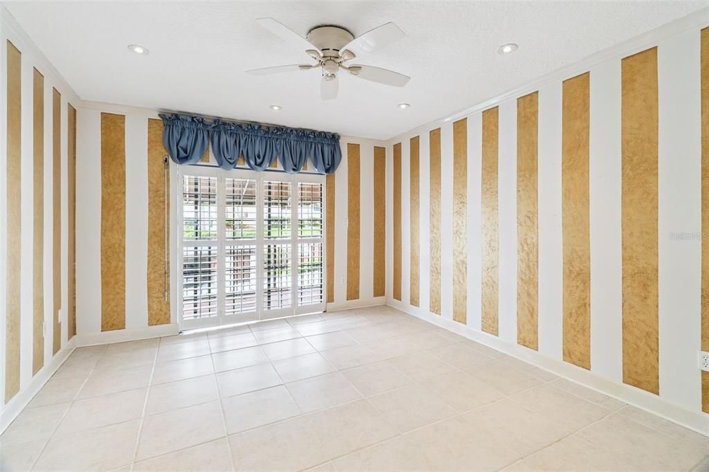 For Sale: $399,999 (3 beds, 2 baths, 1804 Square Feet)