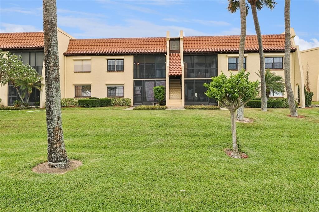 For Sale: $399,999 (3 beds, 2 baths, 1804 Square Feet)