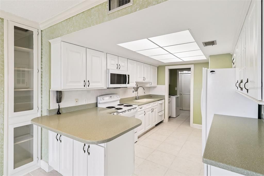 For Sale: $399,999 (3 beds, 2 baths, 1804 Square Feet)