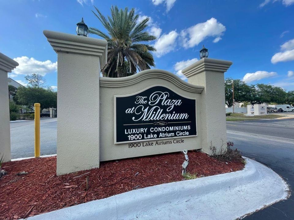 For Rent: $1,200 (1 beds, 1 baths, 526 Square Feet)