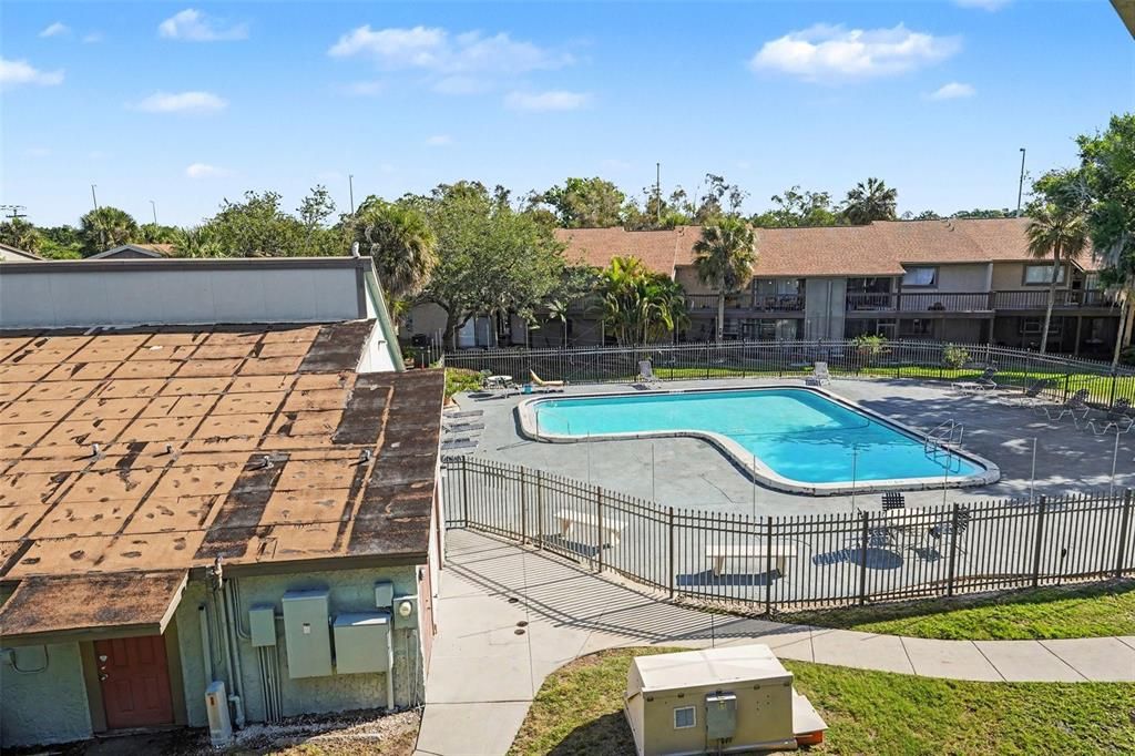 For Sale: $115,000 (2 beds, 2 baths, 1068 Square Feet)