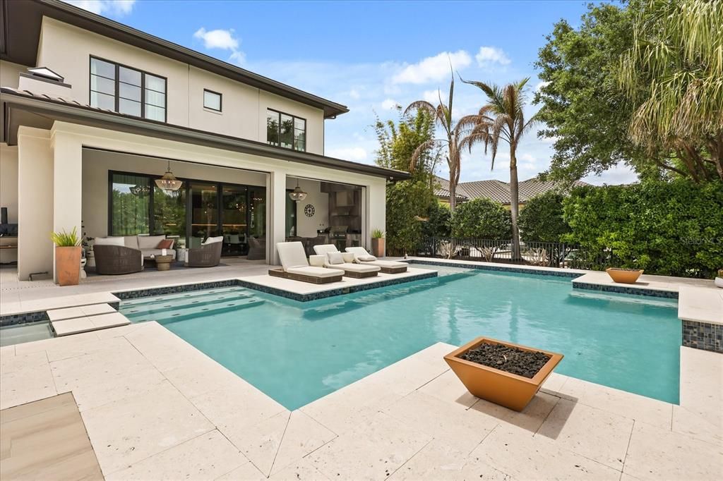 For Sale: $3,490,000 (4 beds, 4 baths, 3963 Square Feet)