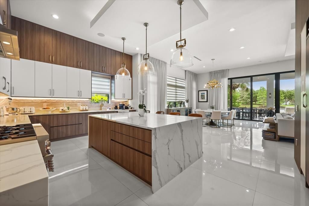For Sale: $3,490,000 (4 beds, 4 baths, 3963 Square Feet)
