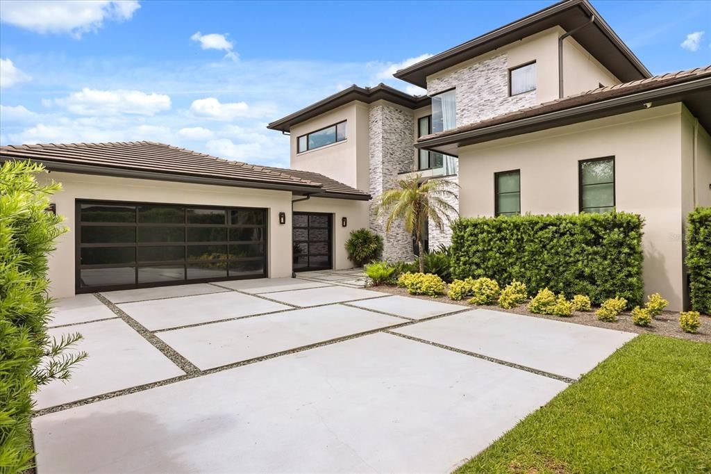 For Sale: $3,490,000 (4 beds, 4 baths, 3963 Square Feet)