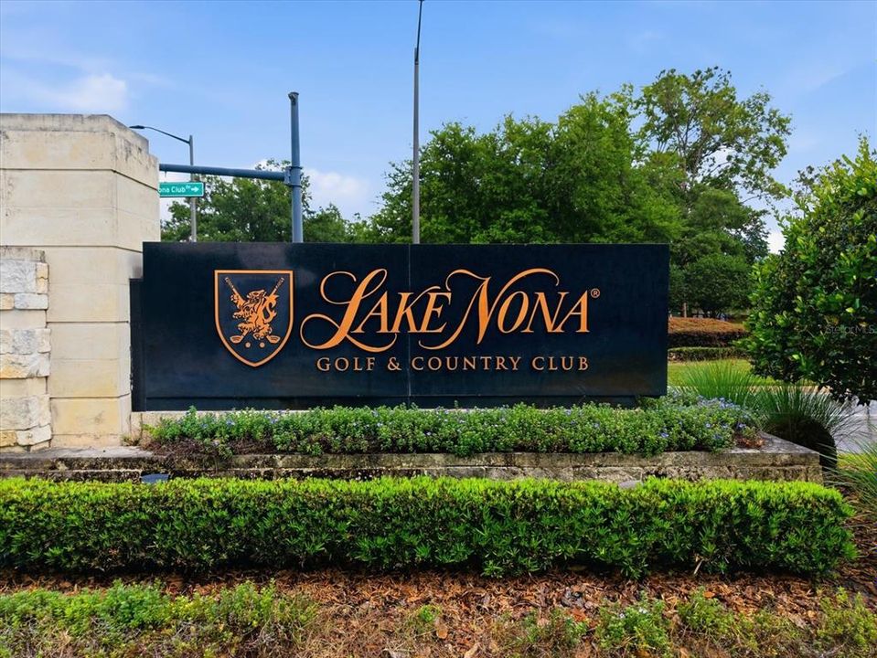 For Sale: $3,490,000 (4 beds, 4 baths, 3963 Square Feet)