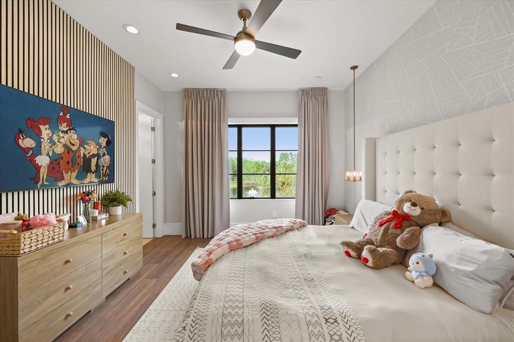 For Sale: $3,490,000 (4 beds, 4 baths, 3963 Square Feet)