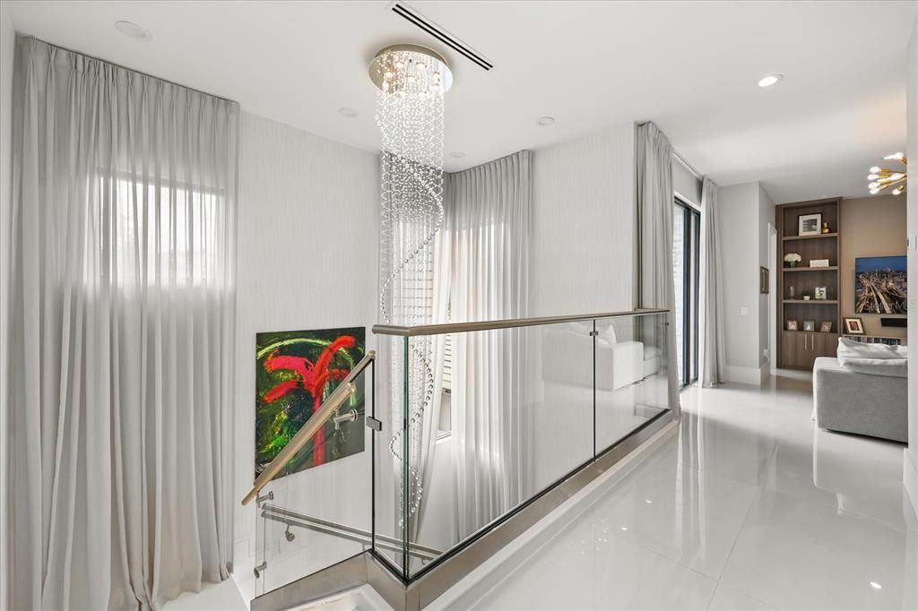 For Sale: $3,490,000 (4 beds, 4 baths, 3963 Square Feet)