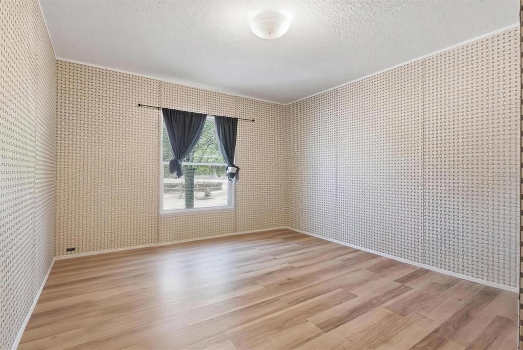 На продажу: $199,000 (3 спален, 2 ванн, 1320 Квадратных фут)