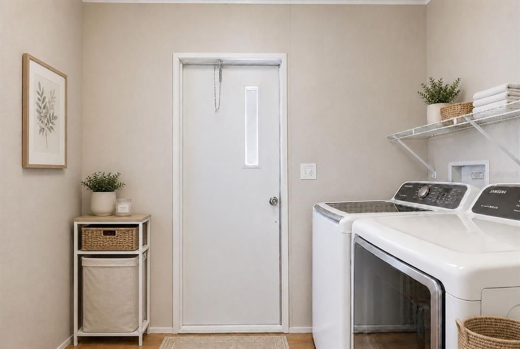 На продажу: $199,000 (3 спален, 2 ванн, 1320 Квадратных фут)