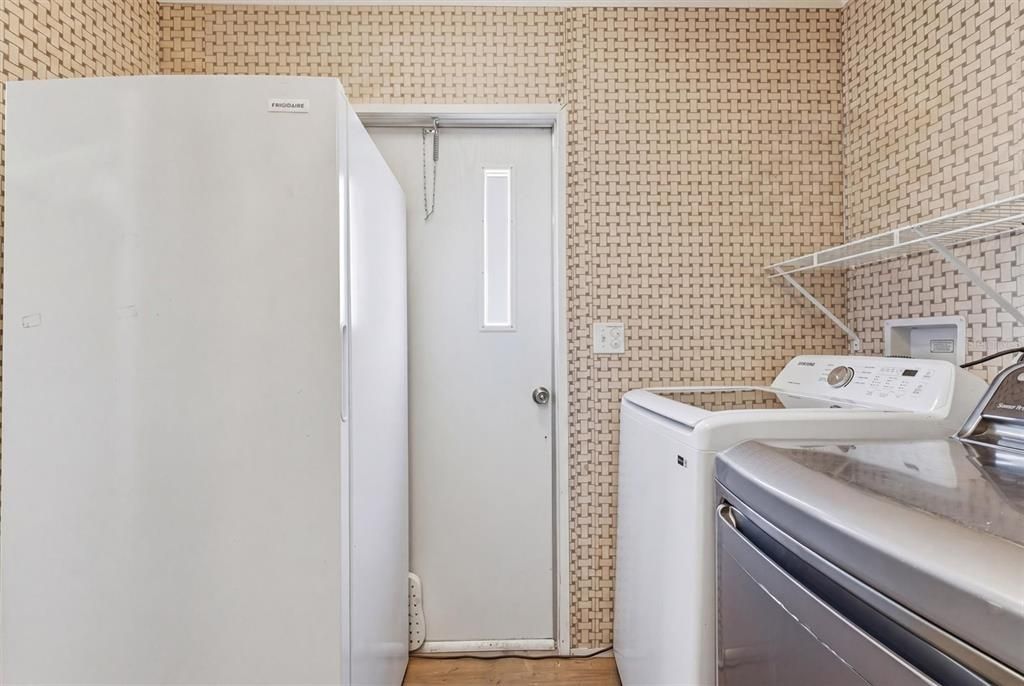 На продажу: $199,000 (3 спален, 2 ванн, 1320 Квадратных фут)