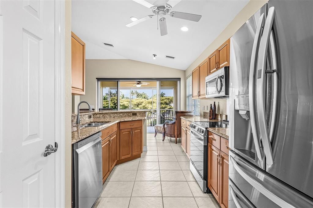 For Sale: $529,900 (3 beds, 2 baths, 1698 Square Feet)