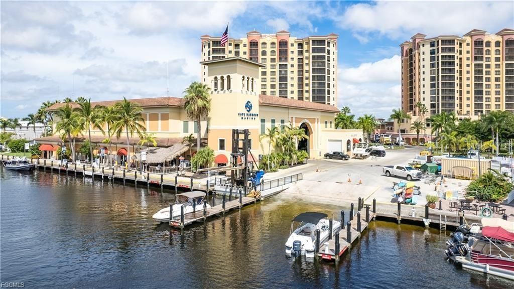 For Sale: $529,900 (3 beds, 2 baths, 1698 Square Feet)