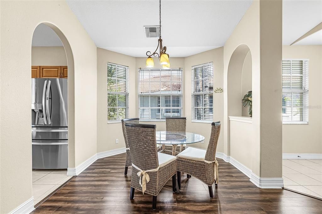 For Sale: $529,900 (3 beds, 2 baths, 1698 Square Feet)