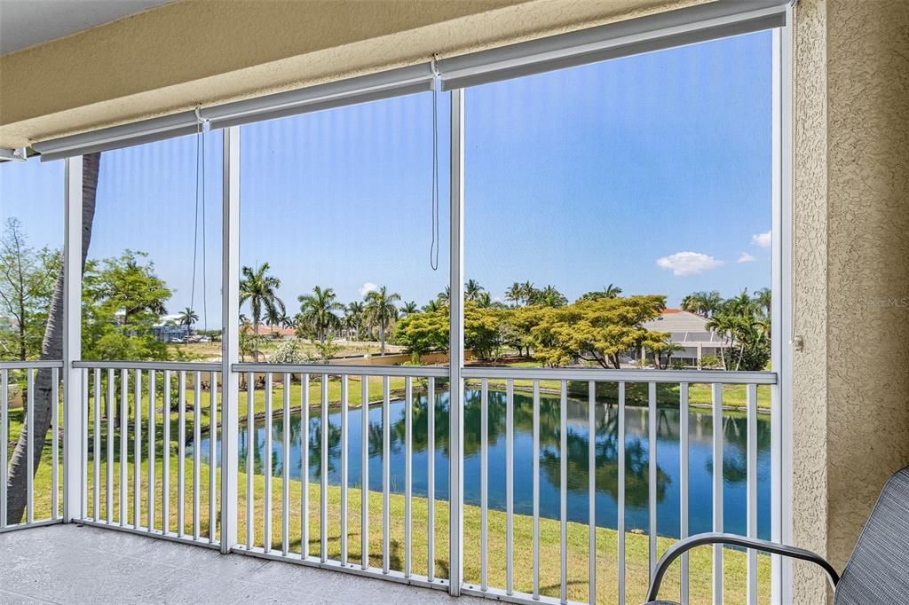 For Sale: $529,900 (3 beds, 2 baths, 1698 Square Feet)