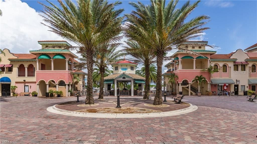 For Sale: $529,900 (3 beds, 2 baths, 1698 Square Feet)
