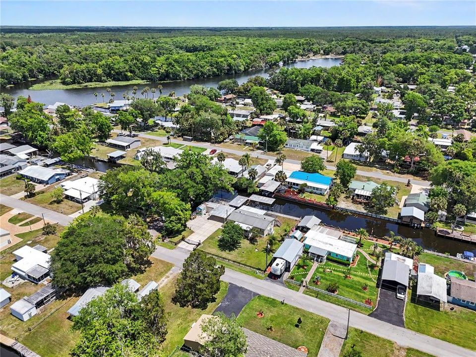 En Venta: $329,000 (3 camas, 2 baños, 1296 Pies cuadrados)