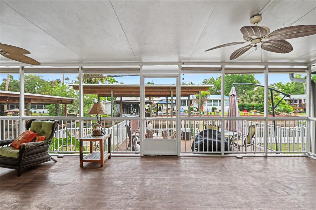 En Venta: $329,000 (3 camas, 2 baños, 1296 Pies cuadrados)