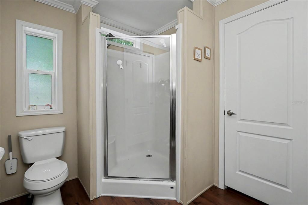 En Venta: $329,000 (3 camas, 2 baños, 1296 Pies cuadrados)