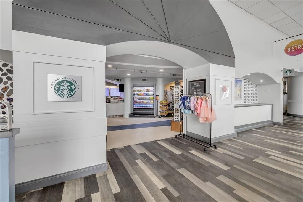 For Sale: $384,000 (1 beds, 1 baths, 751 Square Feet)