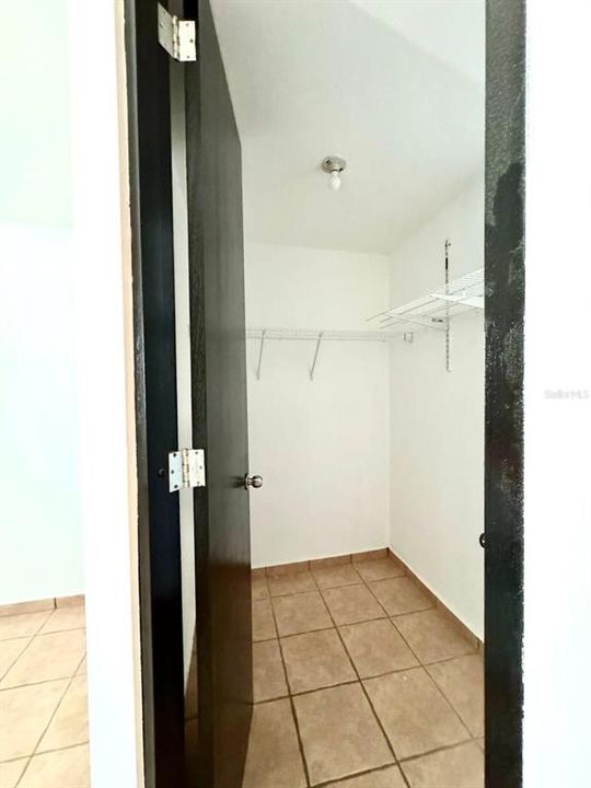 For Sale: $260,000 (3 beds, 2 baths, 1200 Square Feet)