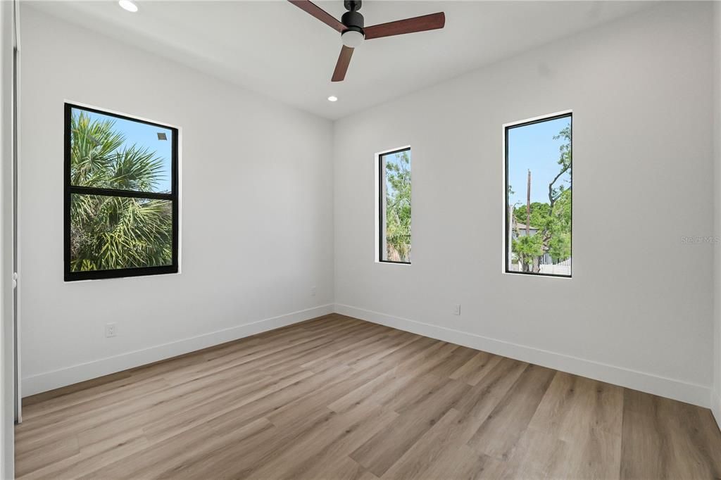 En Venta: $1,489,900 (4 camas, 5 baños, 3663.67 Pies cuadrados)