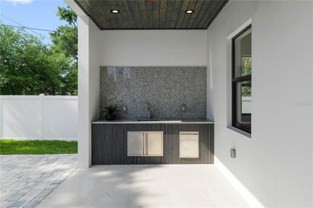 En Venta: $1,489,900 (4 camas, 5 baños, 3663.67 Pies cuadrados)