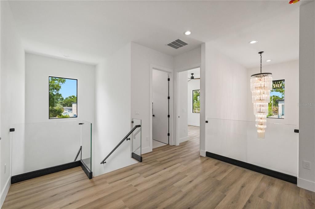 En Venta: $1,489,900 (4 camas, 5 baños, 3663.67 Pies cuadrados)