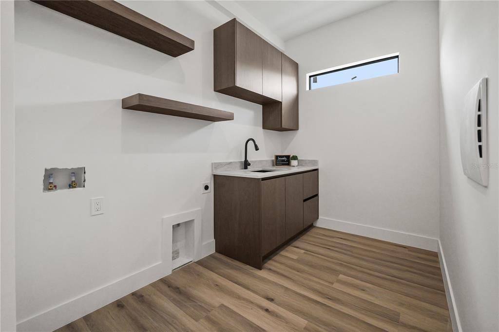 En Venta: $1,489,900 (4 camas, 5 baños, 3663.67 Pies cuadrados)