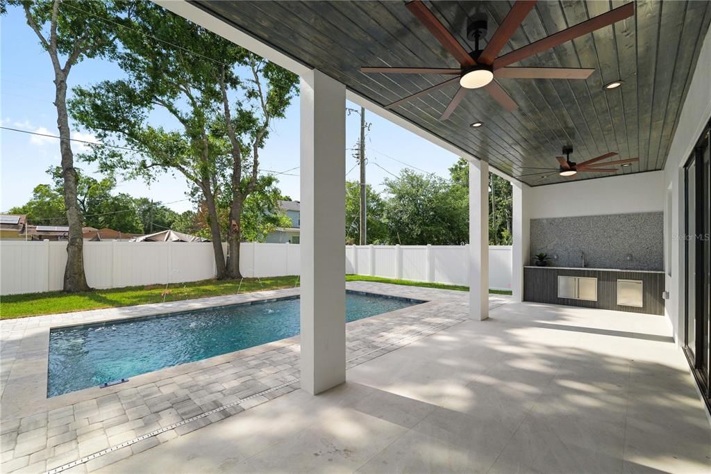 En Venta: $1,489,900 (4 camas, 5 baños, 3663.67 Pies cuadrados)