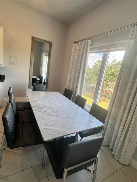 На продажу: $445,000 (5 спален, 4 ванн, 2630 Квадратных фут)
