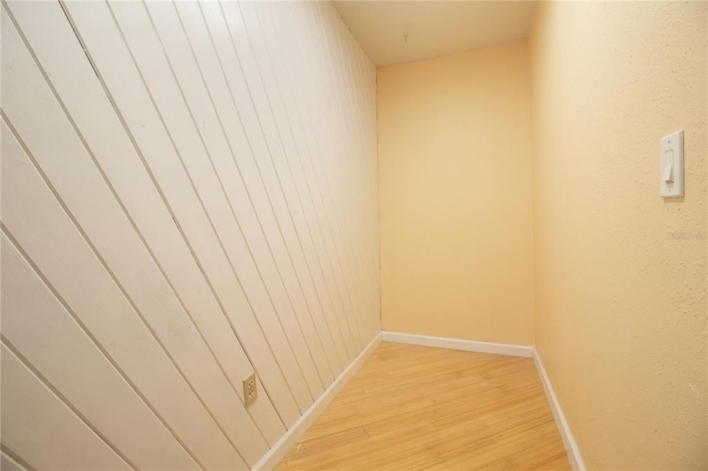 Activo con contrato: $650,000 (3 camas, 2 baños, 2001 Pies cuadrados)