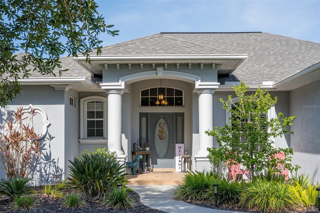 Active With Contract: $633,000 (3 beds, 2 baths, 2372 Square Feet)