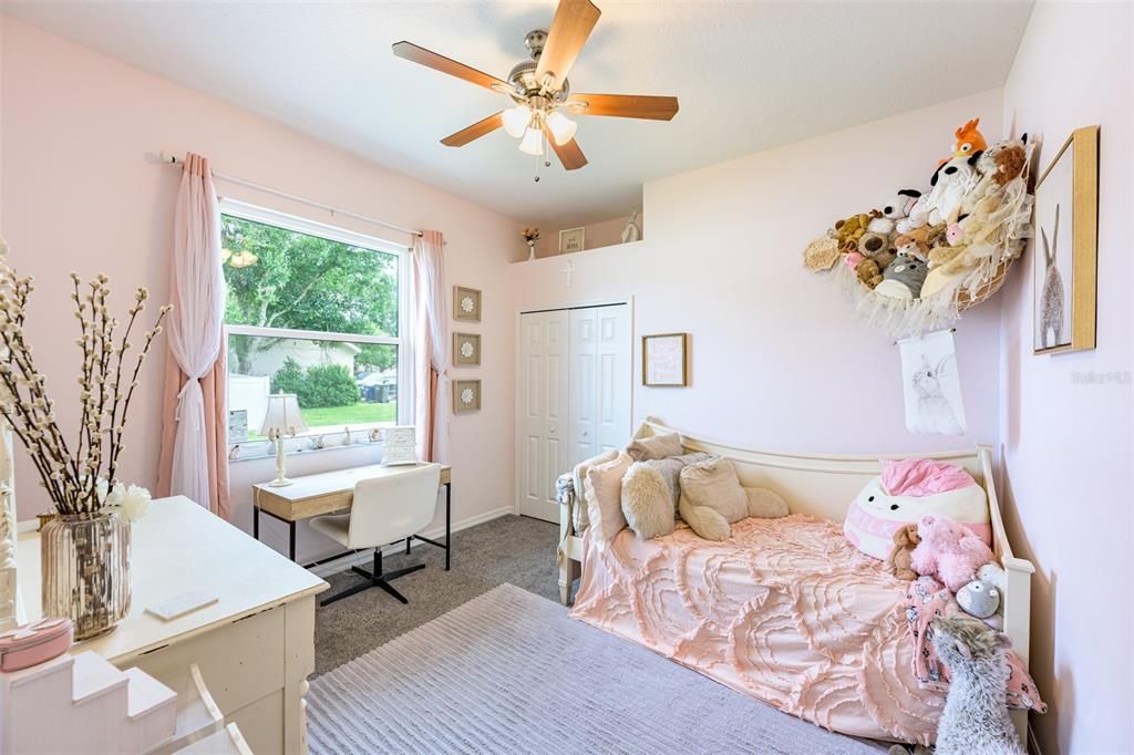 Active With Contract: $633,000 (3 beds, 2 baths, 2372 Square Feet)