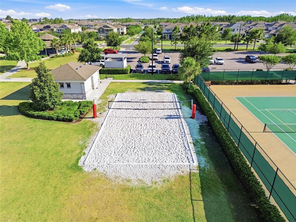 En Venta: $1,050,000 (4 camas, 3 baños, 2758 Pies cuadrados)